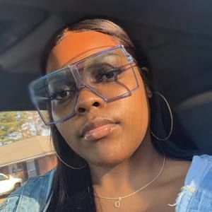 Meet your Posher, Antoniqueia